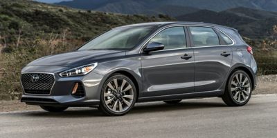 2018 Hyundai Elantra GT GL AUTO Main Photo 2018 Hyundai Elantra GT GL AUTO